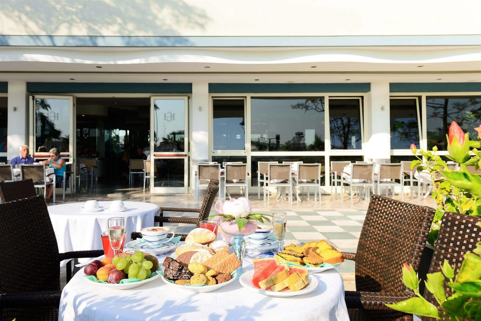 Hotel Caesar Cesenatico